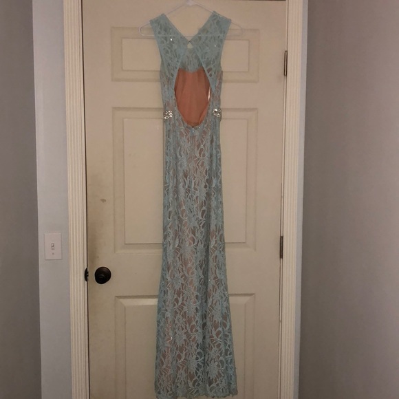 Sparkly sky blue evening gown!! - Picture 4 of 4